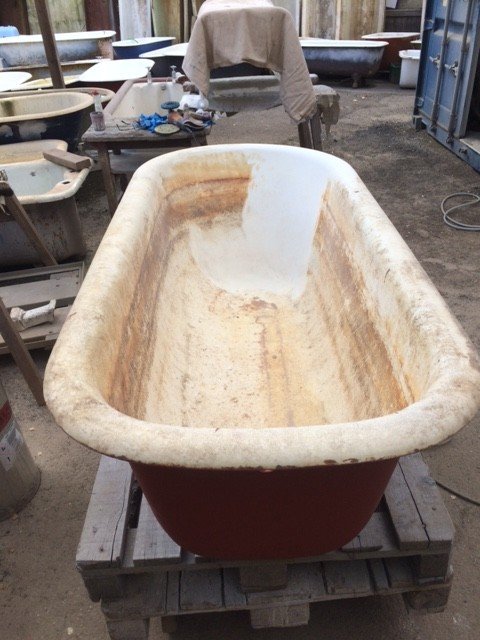 Roll top cast iron bath restoration process