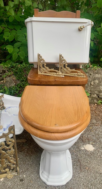 Imperial Oxford Recycled Low Flush Toilet with Gold Fittings