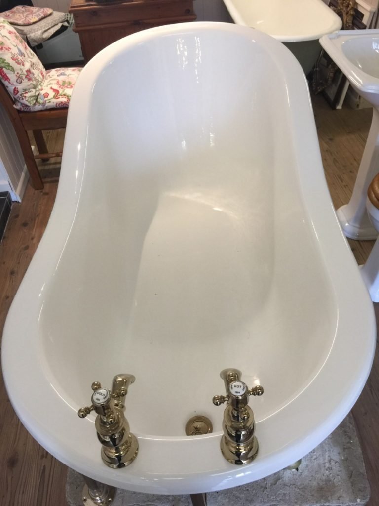 Recalimed Slipper Bath for sale